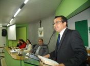 Igreja pede apoio da Prefeitura para a instalação de escola e liberação de canal de TV