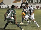 Thiago Garça marca dois, garante vitória e classificação do ASA na Copa do Brasil