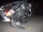 Acidente entre carro e moto poderá deixar vitimas em cadeiras de rodas