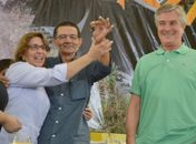 Álvaro Melo representa prefeitos alagoanos durante entrega das máquinas Patrol