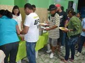 Prefeitura de Lagoa da Canoa oferece jantar aos garis e margaridas do município