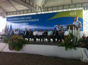 Collor discursa durante inauguração da nova subestação