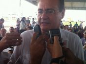 Célia lança Renan para o governo e senador responde: “Quem vai decidir é o povo”