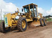 Máquinas recuperam estradas vicinais da zona rural de São Sebastião