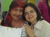 Nena (lado esquerdo) abraçada com a vereadora Gilvânia Barros e o vereador Roninho