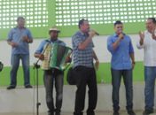 Cícero Almeida e Jairzinho Lira soltam a voz e comandam o forró durante encontro partidário