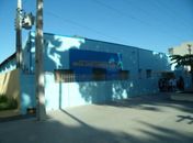 Fardado, falso aluno rende e toma revólver de vigilante de escola no Centro de Arapiraca