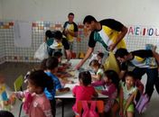 Time de rugby realiza projeto social em comunidade arapiraquense
