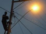 Ambulantes são flagrados com ligações clandestinas de energia elétrica em show do Aviões