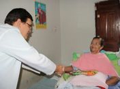 Pacientes de Arapiraca recebem atendimento médico em casa