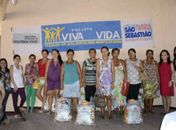 Gestantes de São Sebastião recebem cestas nutricionais