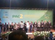 Prefeito Veridiano se encontra com Presidenta Dilma e recebe nova caçamba