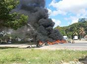 Transportadores da Associação dos Taxistas de Arapiraca protestam contra Arsal