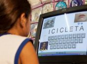 Escolas de Arapiraca recebem material de informática acessível