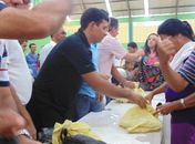 Veridiano Almir faz a entrega de doze toneladas de pescado em Feira Grande