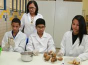 Alunos de Lagoa da Canoa apresentam pesquisa em Mostra Científica 