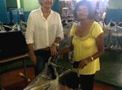 Prefeitura de Feira Grande entrega cadeiras de banho para portadores de deficiência