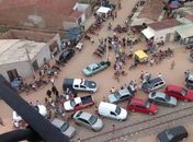 Polícia Militar realiza abordagens na Feira do Troca