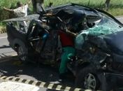 Pick up perde o controle e se choca com árvore na AL 220. Um morto e um ferido