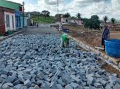 Prefeitura de Feira Grande realiza pavimentação de ruas no Bairro Almir Lira