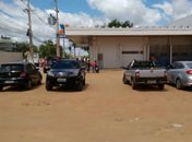 Polêmica: Terreno da Prefeitura se transforma em estacionamento privado em Arapiraca