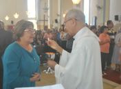 Célia participa da missa de aniversário dos 91 anos de Arapiraca