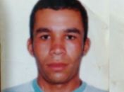 Familiares buscam notícias sobre o paradeiro de jovem desaparecido há mais de um ano