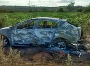 Veiculo é encontrado carbonizado em plantação de macaxeira na zona rural de São Sebastião