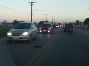 No primeiro dia em vigor, motoristas arapiraquenses aderem a Lei do Farol Baixo
