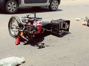 Colisão frontal de motocicletas deixa duas pessoas feridas na AL 220 em Arapiraca