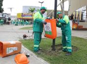 Prefeitura inicia reposição de lixeiras na região central de Arapiraca