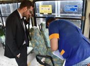 São Sebastião: Ônibus escolares são flagrados com pneus carecas e outras irregularidades