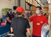 Lojas cumprem decreto e disponibilizam máscaras para colaboradores em Arapiraca