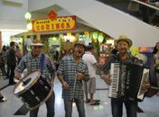 Arraiá Coringa chega aos Shoppings de Arapiraca e Maceió