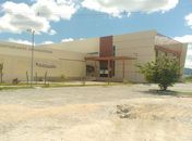 Universitários do interior sofrem com descaso de obras milionárias  abandonadas