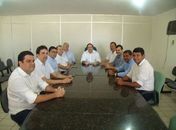 Reunião discute investimentos em obras no Agreste