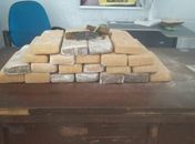 Taxista é preso no Bairro Cacimbas transportando mais de 20 quilos de maconha