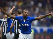 Diretor do Cruzeiro afirma que destino de Dedé pode ser a China