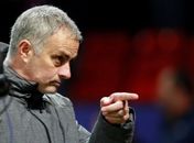 Mourinho e Ederson se envolveram em confusão após clássico