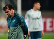 Com Guerra e Willian em treino, Palmeiras faz mistério sobre Mayke
