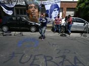 Maradona passará por cirurgia na cabeça nas próximas horas, diz jornal