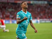 Novo diretor do Palmeiras desconversa sobre interesse em Michael