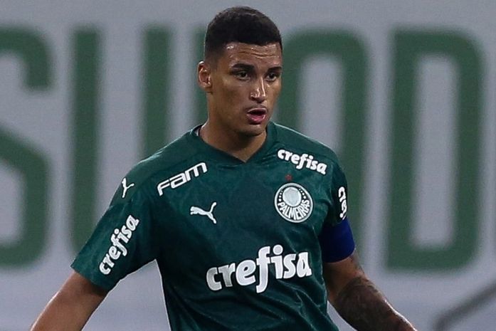 Campeão mundial pelas categorias de base e com experiência de acesso à série A, CRB anuncia zagueiro ex-Palmeiras