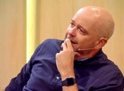 Alex Escobar fala sobre relacionamento com filho do meio: 'A gente tem dificuldades'