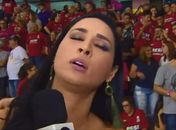 Jaqueline desmaia durante entrevista na final da Superliga Masculina