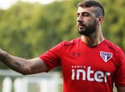 São Paulo atinge um terço de sua meta com a venda de Lucas Pratto