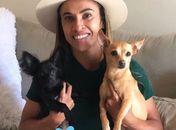 Vídeos: Marta irá construir abrigo para animais de rua em AL