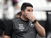 Após quarta derrota consecutiva, Eduardo Barroca não resiste e é demitido pelo Botafogo