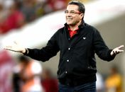 Treta! Luxemburgo se irrita com repórter e abandona entrevista: 'você é chato!'