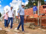 Rui Palmeira vistoria obras do Centro de Iniciação ao Esporte